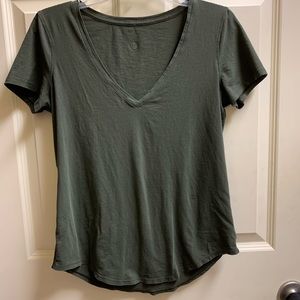 V neck Lululemon Shirt